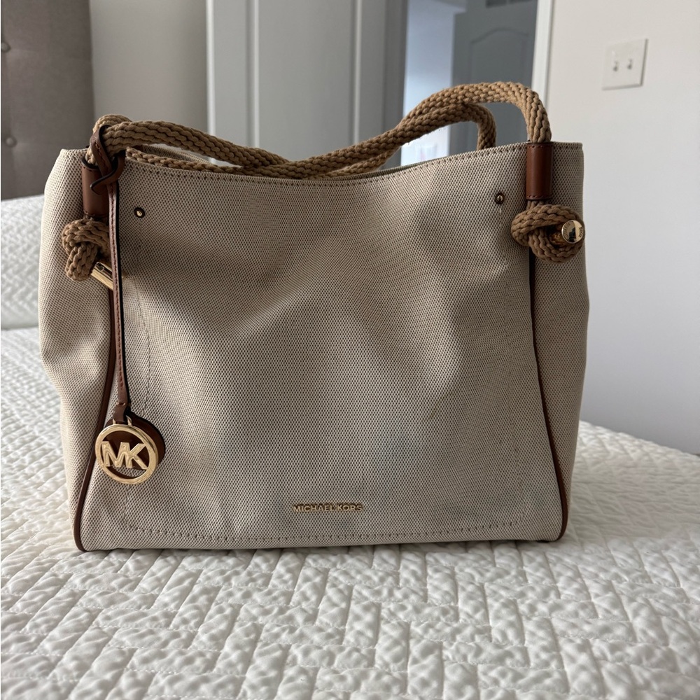 Michael Kors tote